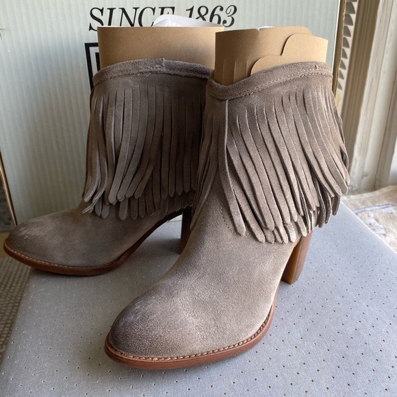 Brand New Frye short boots - Picture 2 of 5